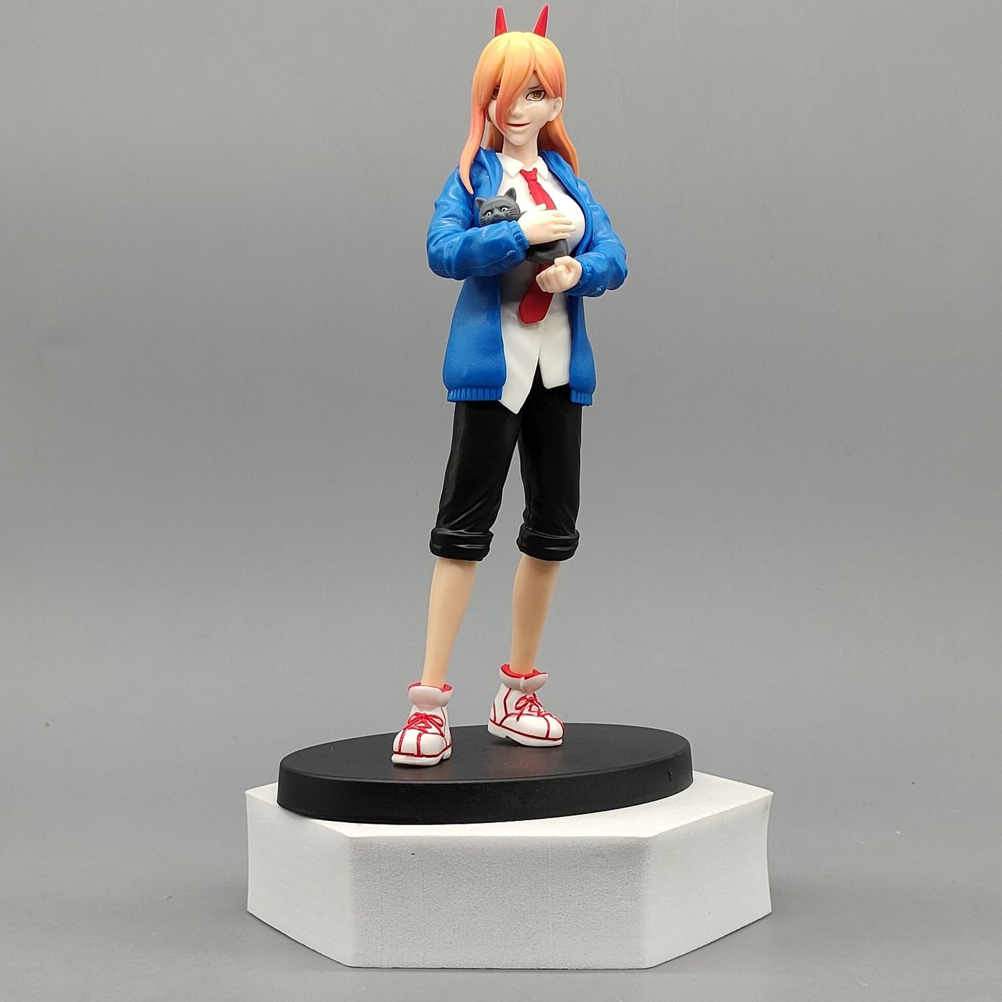 18cm Anime Makima Figure Power Chainsaw Man Action Figure Pochita Figure Scene Ornament Denji Model Doll Makima Toys PVC