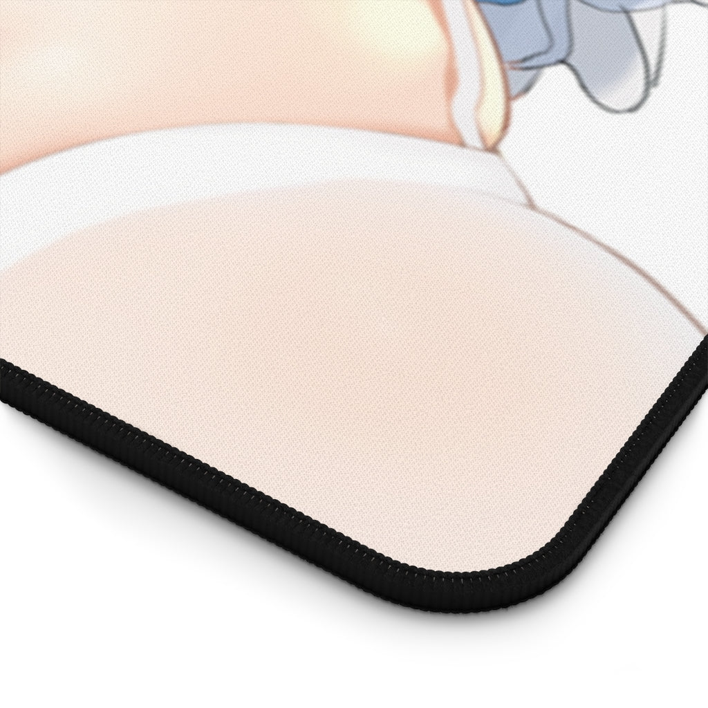 Big Butt Cygnet Azur Lane Desk Mat - Non Slip Mousepad